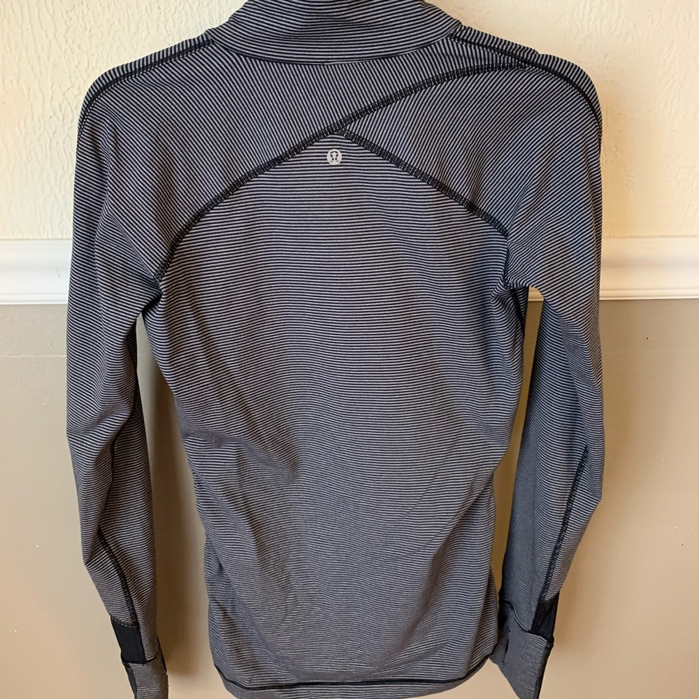 Lululemon pullover - Picture 2 of 3
